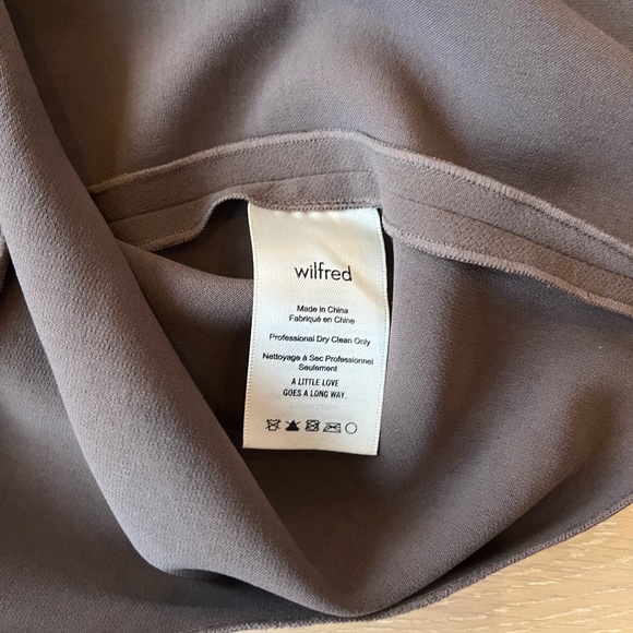 Aritzia Wilfred Vilard Long Sleeve Shift Dress in Taupe - Picture 5 of 7